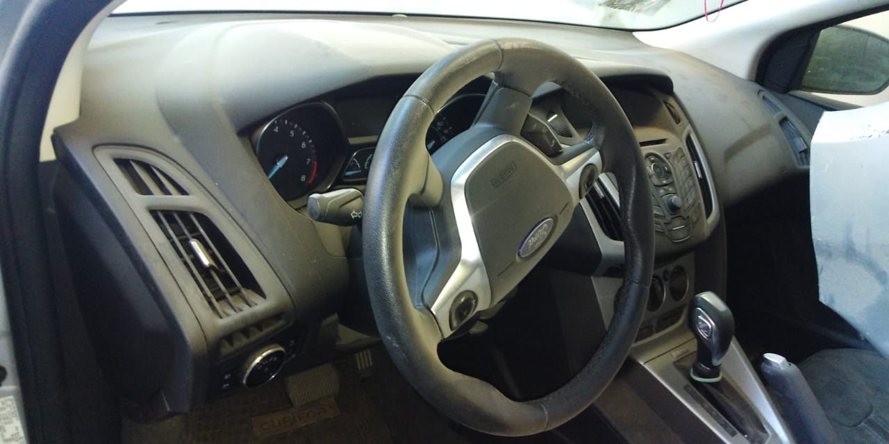  Ford FOCUS 2012    EN DESARME